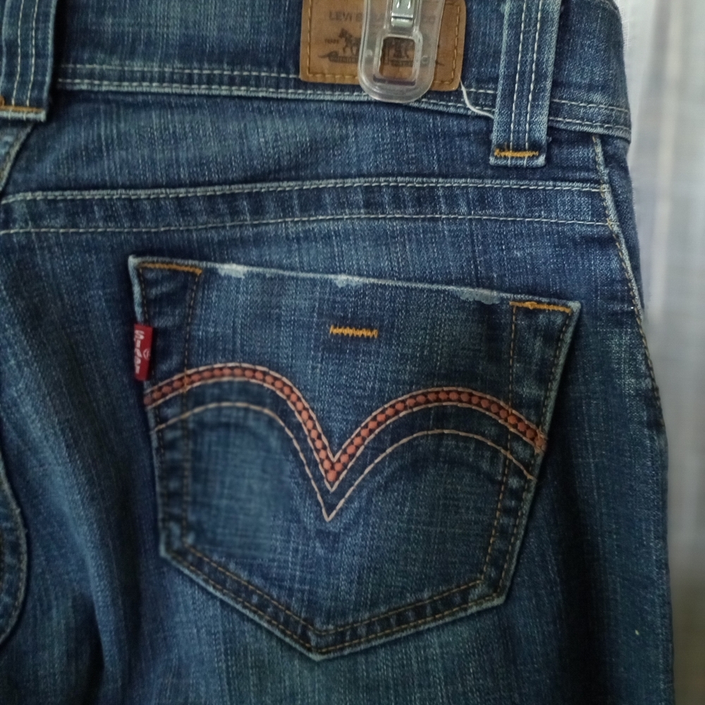 Levi jeans